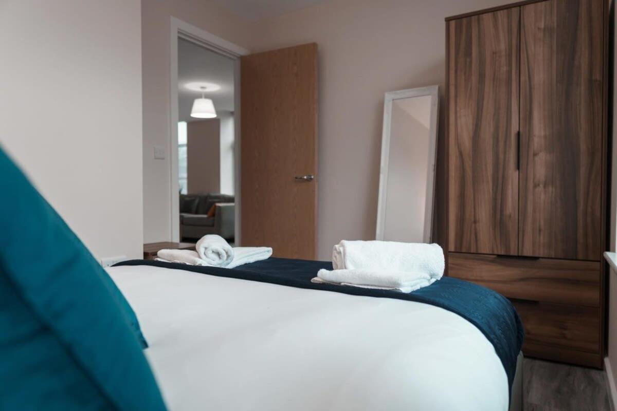 Contemporary 2 Bed Manchester Apartment - Sleeps 4 ภายนอก รูปภาพ