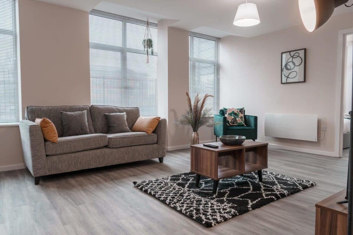 Contemporary 2 Bed Manchester Apartment - Sleeps 4 ภายนอก รูปภาพ